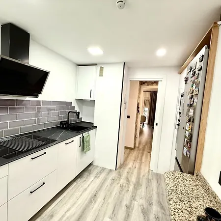 Alsur By Staycare Apartmán *